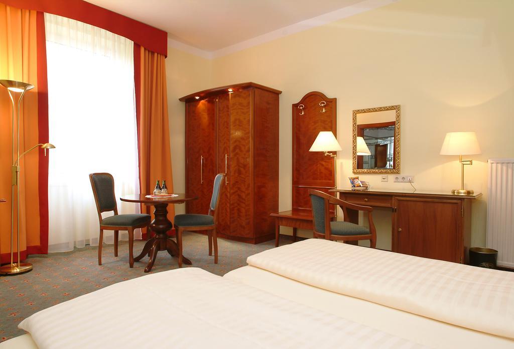 וילאך Altstadt Hotel Mosser מראה חיצוני תמונה
